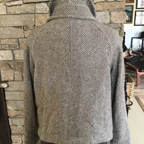 Cropped Jacket - Picture 3 of 7